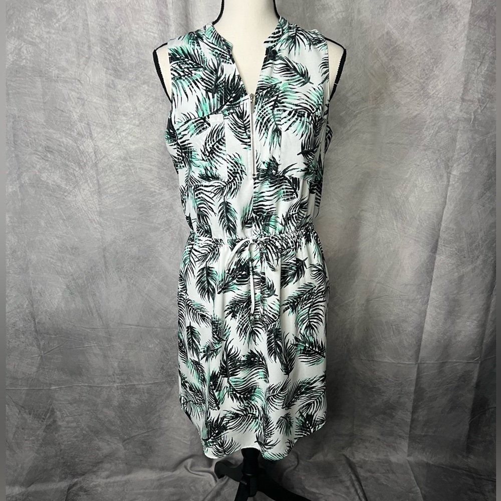 Apt. 9 Green and Black Palm Print Mini Dress with Drawstring Waist - MED